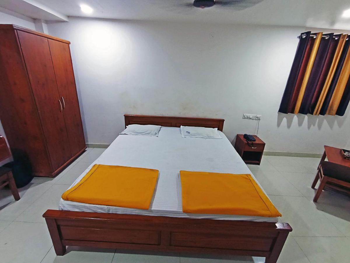 Staymaker Shri Shakti Residency Hubli Eksteriør bilde