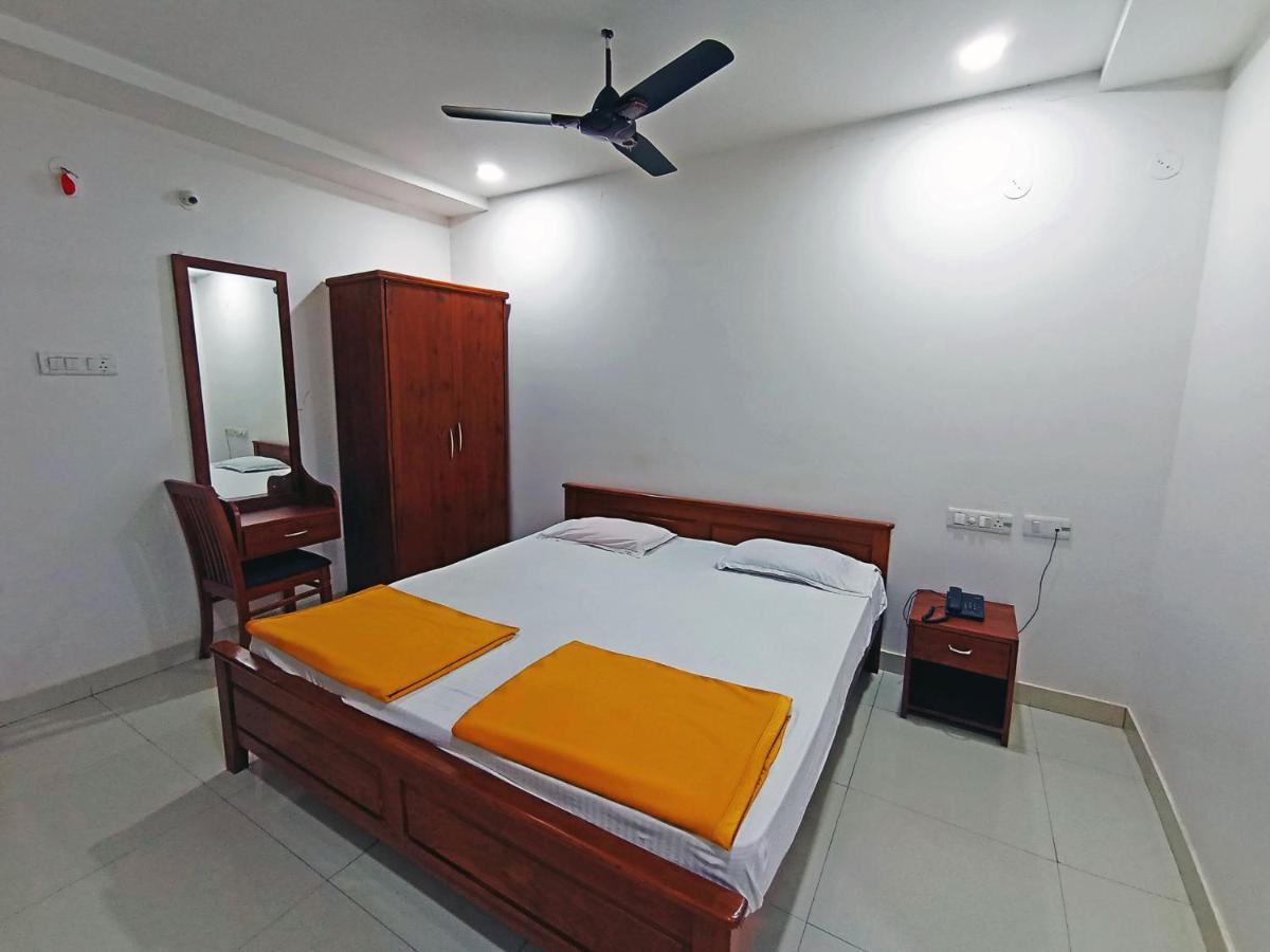 Staymaker Shri Shakti Residency Hubli Eksteriør bilde