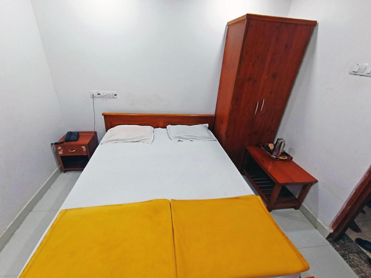Staymaker Shri Shakti Residency Hubli Eksteriør bilde