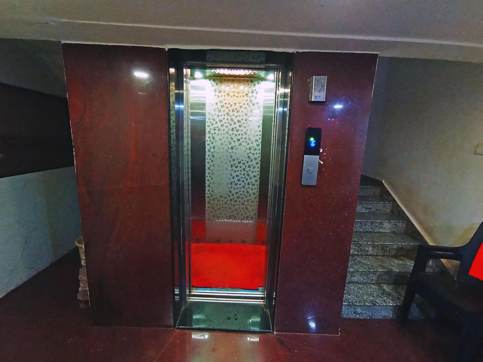 Staymaker Shri Shakti Residency Hubli Eksteriør bilde