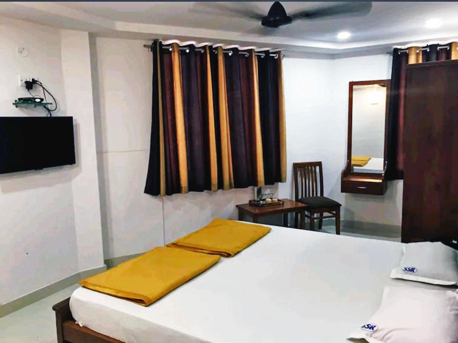 Staymaker Shri Shakti Residency Hubli Eksteriør bilde